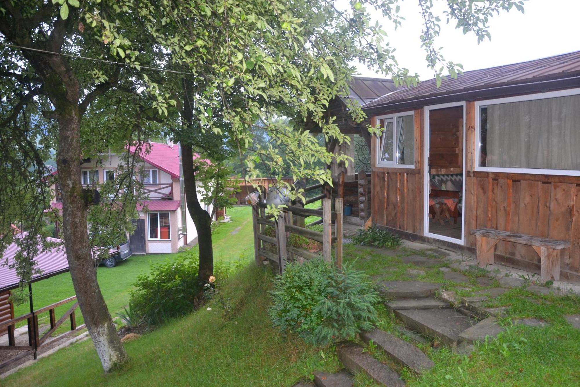 Pid Lisochkom Werchowyna Exterior foto